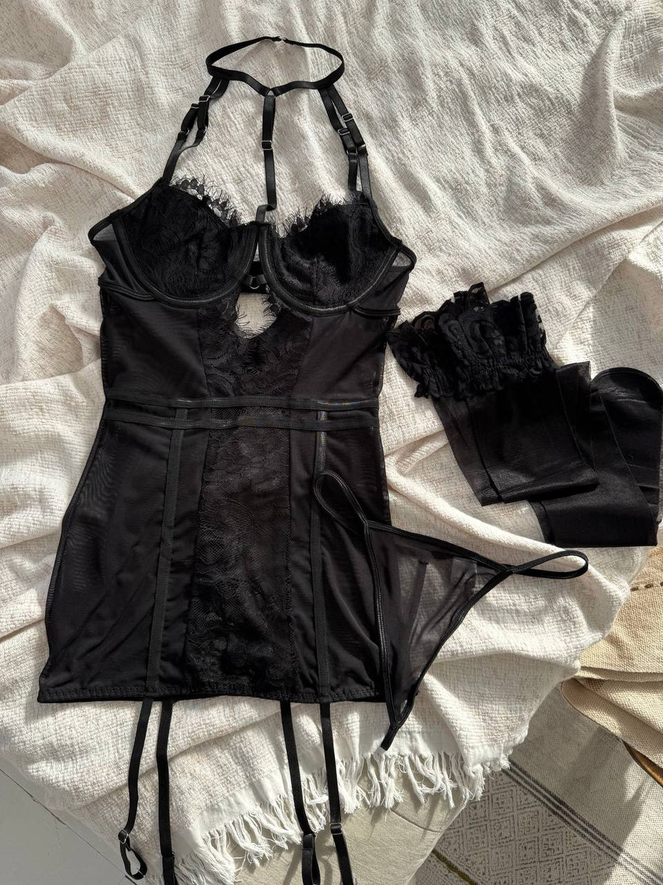 BLACK VALENTINA SET (ÇORAP DAHİL) – TenneSecret Jartiyer Takımları