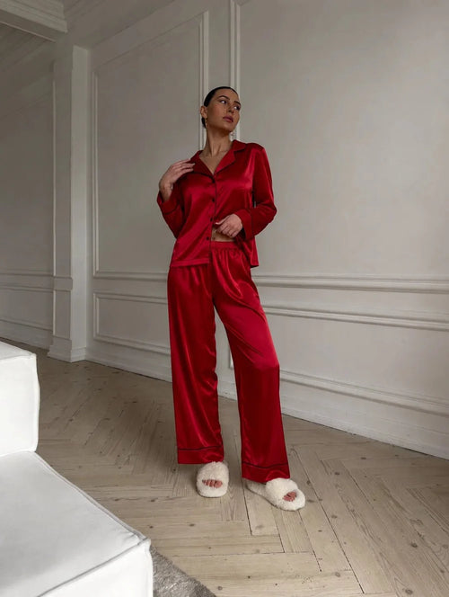 KIRMIZI BİYELİ SATEN PİJAMA TAKIMI – TenneSecret Pijama Takımları